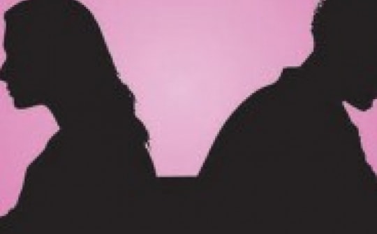 Âm mưu của bà chủ hứa bỏ chồng để cưới nhân viên: Người đàn ông muốn ly hôn