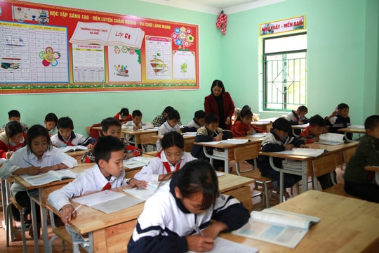 Nhiệm vụ và quyền của hiệu trưởng trường phổ thông dân tộc bán trú