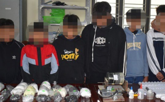 Nhóm học sinh từ 11-15 tuổi mua thuốc nổ về chế tạo pháo