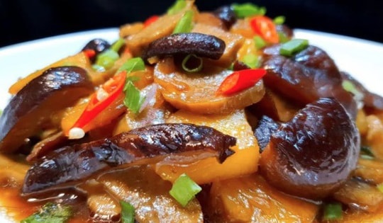 Loại nấm người Nhật gọi là 'siêu' thực phẩm, người Việt nên ăn nhiều vào mùa đông để ngừa bệnh đái tháo đường, gan nhiễm mỡ!