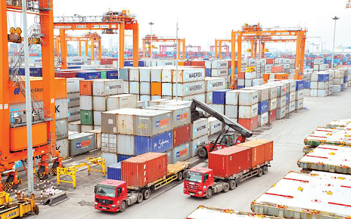 Thế nào là hoạt động tạm nhập, tái xuất hàng hóa?