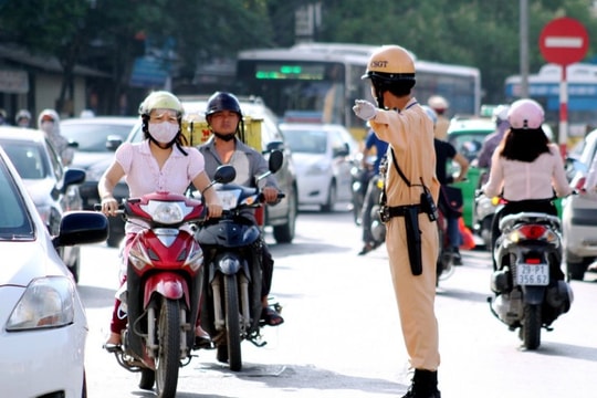 Tổng hợp lỗi vi phạm giao thông có mức phạt từ 10.000.000 đồng đến 12.000.000 đồng