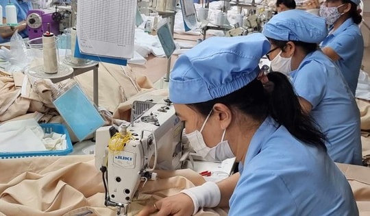 Doanh nghiệp cố gắng duy trì thưởng Tết như mọi năm