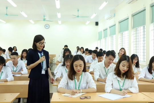 Mức thu học phí đối với trường đại học công lập năm học 2023 - 2024? 1 tín chỉ bao nhiêu tiền?