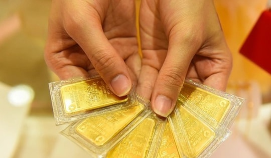 Giá vàng hôm nay 29/12: Vàng SJC tiếp tục giảm sốc