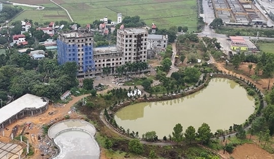 Xây dựng sai phạm quy mô lớn tại Khu sinh thái Đồi Vua: Sau 90 ngày không xuất trình được giấy phép sẽ bị buộc tháo dỡ