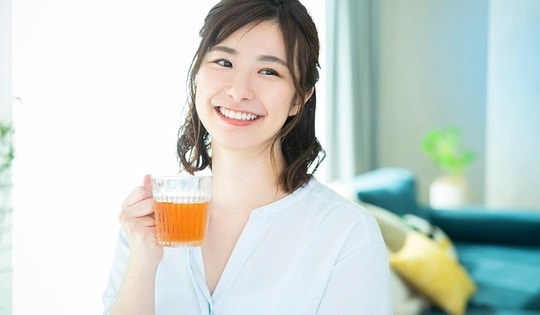 7 thức uống giúp cấp ẩm, trẻ hóa da từ bên trong