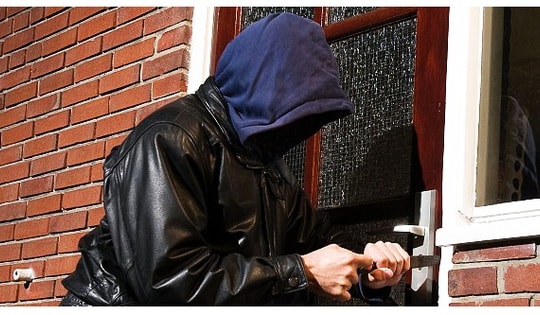 Hà Nội: Xôn xao thông tin cô giáo đột nhập nhà học sinh trộm cắp