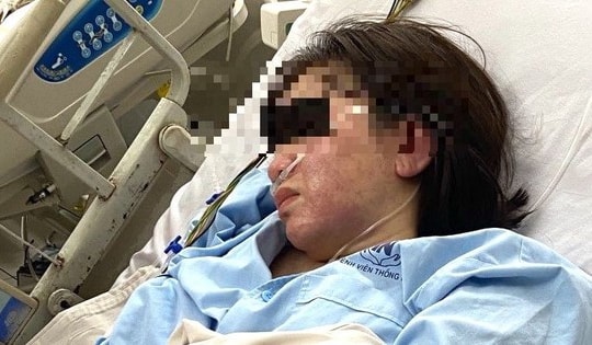 Vừa xuống máy bay, người phụ nữ phải nhập viện khẩn