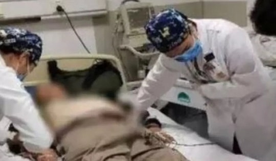 Người đàn ông qua đời vì nhồi máu não vào sáng sớm, bác sĩ cảnh báo 5 việc không làm ngay khi thức dậy