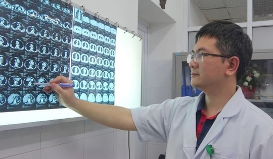 Hi hữu: Nữ bệnh nhân có phổi biệt lập trong phổi