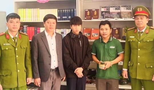 Nam sinh lớp 8 trả lại gần 88 triệu đồng cho người đánh rơi