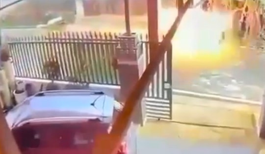 Cô giáo mầm non bị hàng xóm tạt xăng đốt cháy như ngọn đuốc