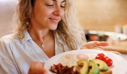 5 món ăn vào bữa sáng giúp da đẹp, dáng thon