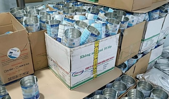 Phát hiện xưởng sản xuất sữa giả quy mô rất lớn, chỉ bán online cho cho đối tượng mẹ bầu, trẻ nhỏ, bệnh nhân tiểu đường