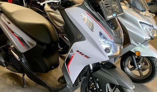 Cận cảnh xe ga giá 40 triệu sẵn sàng làm Air Blade lu mờ  bởi trang bị siêu đỉnh