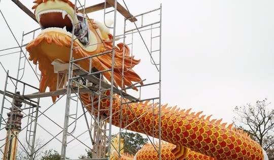 Lộ diện tạo hình linh vật rồng dài 30m ở Huế