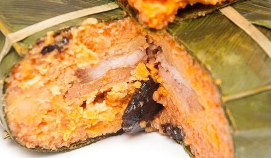 Cũng được làm từ nguyên liệu truyền thống, nhưng các loại bánh chưng ngày Tết này lại vô cùng độc lạ