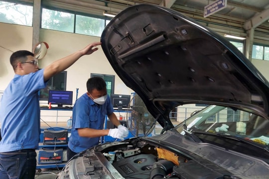 Mức lệ phí cấp giấy chứng nhận đăng kiểm xe ô tô từ ngày 01/7/2024 đến hết ngày 31/12/2024