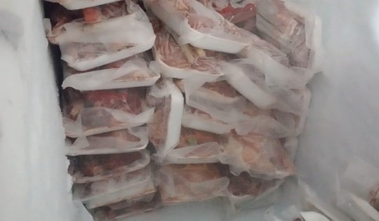 Thu giữ 16 tấn thực phẩm 'bẩn' suýt đến tay người tiêu dùng dịp Tết Nguyên đán