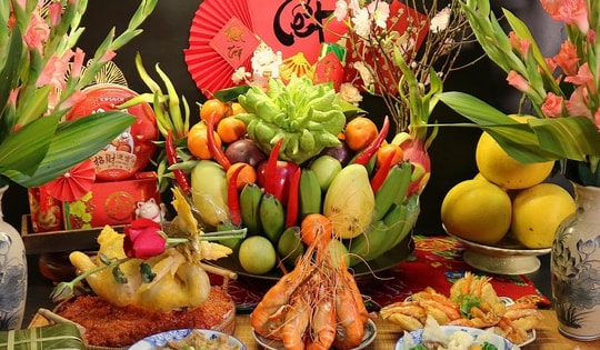 Top 20 mâm cơm ngày Tết 2024 đẹp xuất sắc, chị em thi nhau chia sẻ rần rần trên mạng xã hội