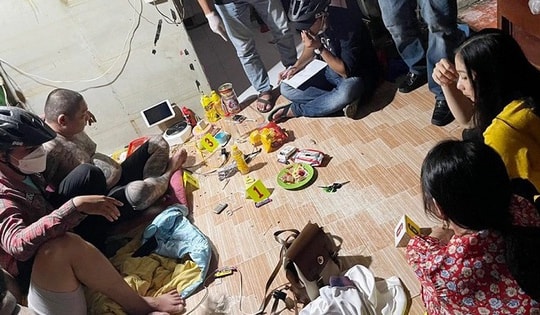 Tổ chức ‘bay lắc’ trong căn nhà không số đêm Valentine