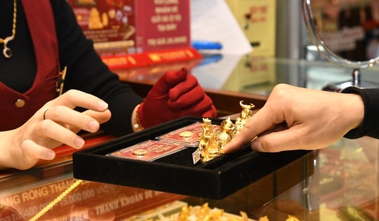 Mua vàng ngày vía Thần tài lấy may, mất ngay gần 2 triệu đồng