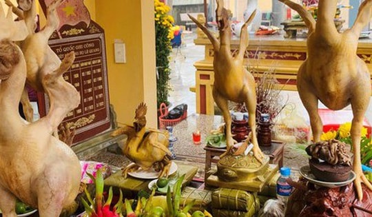 Phi đội ‘gà bay’ cúng Rằm tháng Giêng 2024, cách làm được tiết lộ!