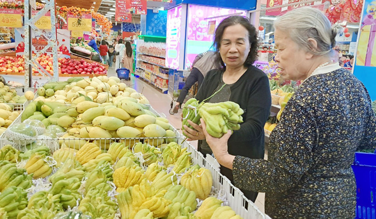 Trước thềm 8/3, 'điểm mặt' những sản phẩm dành cho phụ nữ được siêu thị giảm sâu đến 50% giá trị