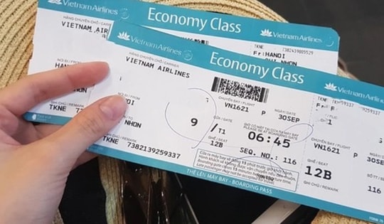 Vé máy bay 'đắt đỏ' dù đã hết Tết