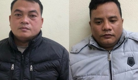 Bắt 2 đối tượng đang móc túi tại bến xe buýt