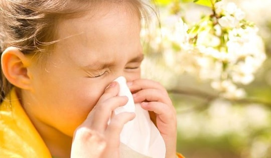 Thời tiết thay đổi thất thường, chuyên gia chỉ cách phòng tránh bệnh viêm đường hô hấp cho trẻ