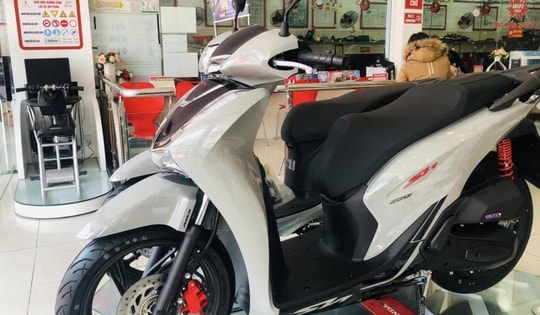 Giá xe SH mới nhất tháng 3/2024: Giảm giá rẻ chưa từng có tại đại lý, có loại thấp hơn cả giá đề xuất