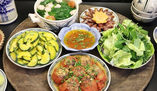 Món ăn từ cà chua và thịt băm vừa rẻ vừa ngon, kết hợp thứ rau này phụ nữ ăn vào chỉ có đẹp da, khỏe mạnh