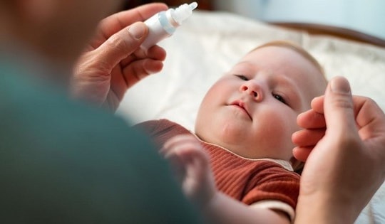 Những điều cha mẹ cần biết khi điều trị viêm mũi dị ứng cho trẻ