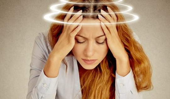 Rối loạn tiền đình khi thời tiết thay đổi, cần làm gì để nhanh khỏi?