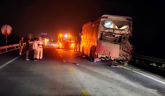 Bắt hai tài xế gây tai nạn trên cao tốc Cam Lộ - La Sơn khiến vợ chồng trẻ tử vong