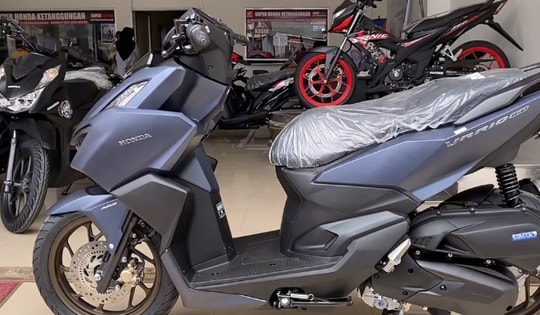 Xe ga Vario 160 mới về đại lý của Honda có phanh ABS, lấn át Air Blade với mức giá 42 triệu đồng