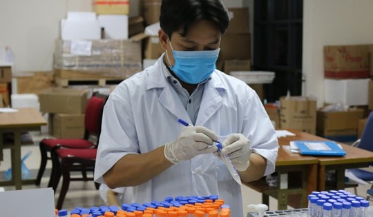 10.000 dịch vụ y tế đang được điều chỉnh giá như thế nào?