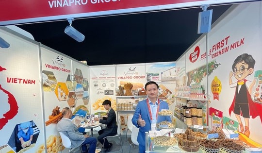 Ông Tạ Ngọc Hùng – CEO tiên phong sản xuất sữa hạt điều, góp phần nâng cao giá trị 'cây tỷ đô'