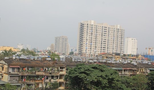 Căn hộ tập thể cũ Hà Nội 'hét' giá ngang chung cư cao cấp