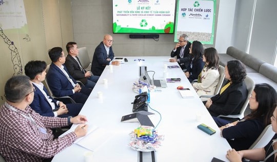 Mondelez Kinh Đô hợp tác chiến lược nâng cao năng lực thu gom và tái chế bao bì rác thải