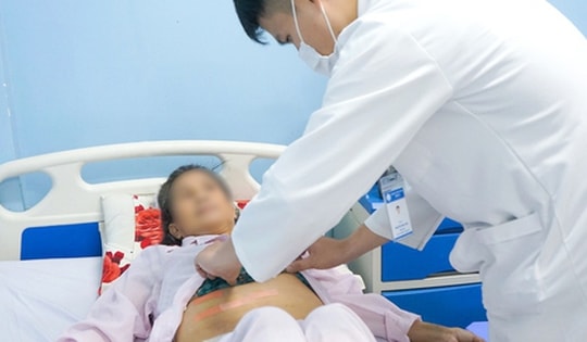 Cắt bỏ khối u máu gan hơn 5kg cứu nữ bệnh nhân