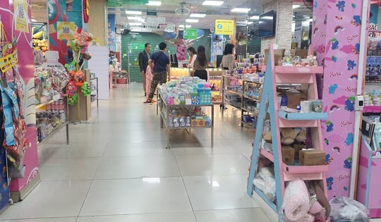 Vi phạm PCCC vẫn 'lén lút' hoạt động, nhà sách Tiến Thọ bị kiểm tra đột xuất