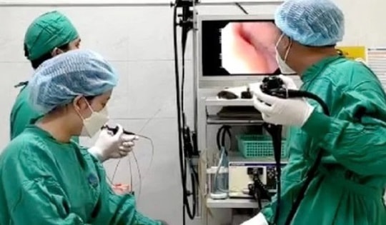 Nữ bệnh nhân thủng dạ dày vì thói quen nhiều người Việt hay mắc phải