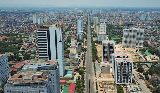 Chung cư ở TP.  Vinh 'ngáo giá', thị trường bất động sản có khan hiếm?