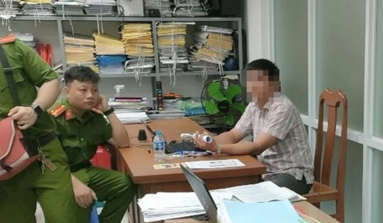 Khởi tố 2 cán bộ vi phạm quy định bồi thường, hỗ trợ tái định cư tại An Giang