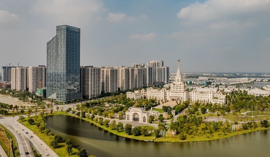 Đại gia tỉnh mua biệt thự ở "nơi đáng sống bậc nhất hành tinh" cho con du học tại chỗ