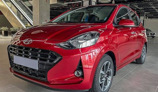 Giá lăn bánh Hyundai Grand i10 mới nhất rẻ chưa từng có, Kia Morning lâm vào thế 'khó xử'