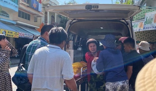 Giải phẫu tử thi tìm nguyên nhân học sinh lớp 5 tử vong sau khi ăn sáng